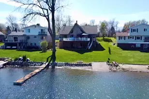 3750 Loch Dr, Highland, MI 48357 - Photo 5