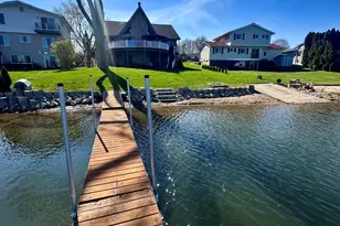 3750 Loch Dr, Highland, MI 48357 - Photo 7