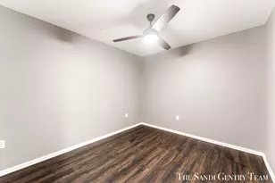 110 W Savidge St, Spring Lake, MI 49456 - Photo 21