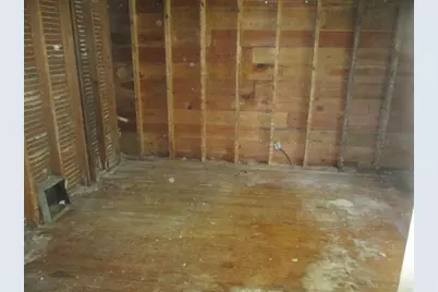 1010 Lavette Avenue, Benton Harbor, MI 49022 - Photo 13