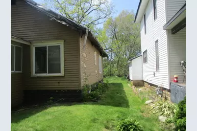 1010 Lavette Avenue, Benton Harbor, MI 49022 - Photo 3