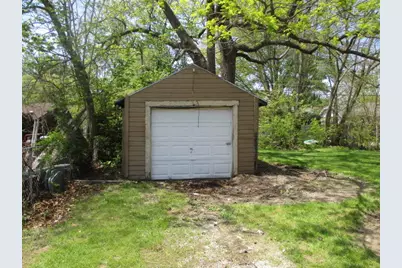 1010 Lavette Avenue, Benton Harbor, MI 49022 - Photo 5