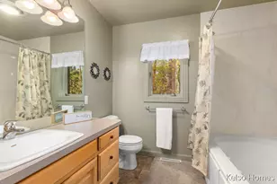 16184 Ransom St, Holland, MI 49424 - Photo 13