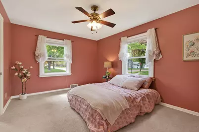 1803 Forres Avenue, Saint Joseph, MI 49085 - Photo 15