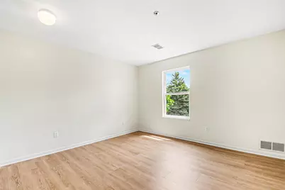 3101 Poplar Creek Drive SE #302, Grand Rapids, MI 49512 - Photo 15