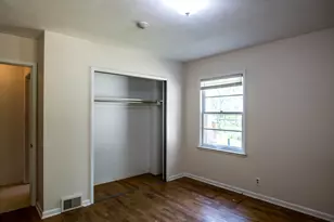 409 W E Ave, Kalamazoo, MI 49009 - Photo 7