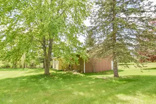 305 Ridge Rd, Quincy, MI 49082 - Photo 33