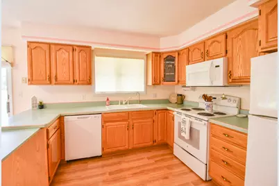 305 Ridge Road, Quincy, MI 49082 - Photo 7