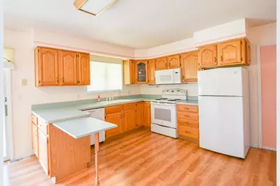 305 Ridge Road, Quincy, MI 49082 - Photo 7
