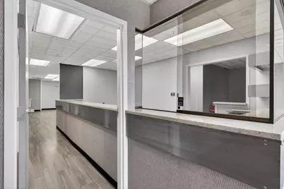 306 W Washington Avenue #105, Jackson, MI 49201 - Photo 13