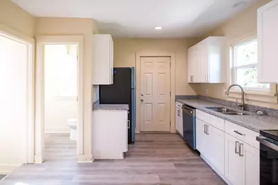 112 E Clay Street, Kalamazoo, MI 49007 - Photo 5