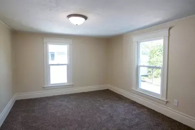 116 E Clay Street, Kalamazoo, MI 49007 - Photo 17