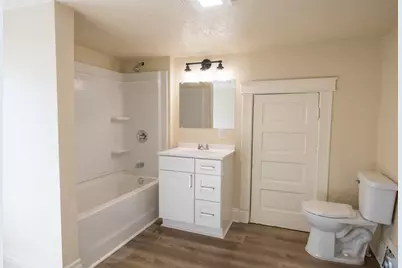 116 E Clay Street, Kalamazoo, MI 49007 - Photo 15