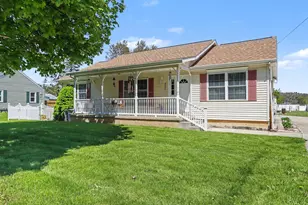 8223 Calvin Rd, Battle Creek, MI 49017 - Photo 3