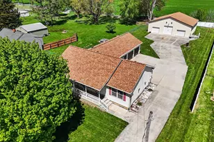 8223 Calvin Rd, Battle Creek, MI 49017 - Photo 17