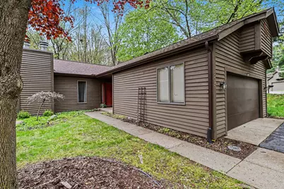 2429 Highpointe Drive, Kalamazoo, MI 49008 - Photo 1