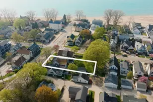 307 Park St, Saint Joseph, MI 49085 - Photo 1
