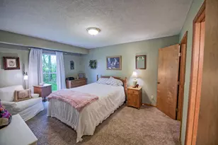 910 Cherrywood Cir, Portland, MI 48875 - Photo 11