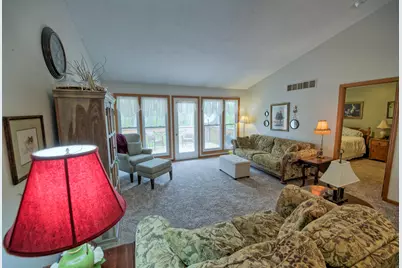 910 Cherrywood Circle, Portland, MI 48875 - Photo 5