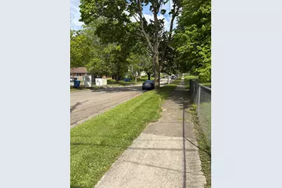 904 Homecrest Avenue, Kalamazoo, MI 49001 - Photo 3