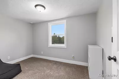 107 E Congress Street, Belding, MI 48809 - Photo 17