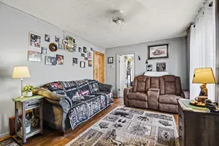 3329 Hubal Ave SW, Wyoming, MI 49519 - Photo 5