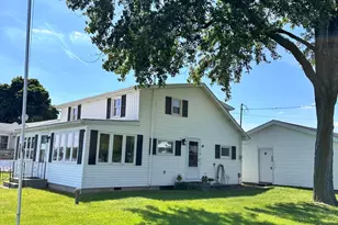 357 Plank Rd, Hudson, MI 49247 - Photo 5