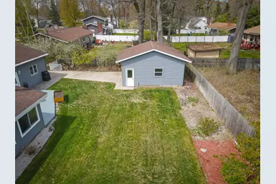 1086 Ivanhoe Drive, Muskegon, MI 49445 - Photo 47