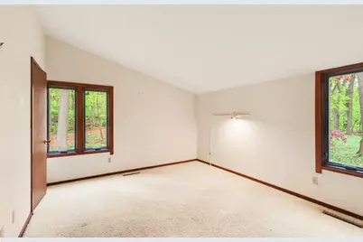 1000 Carolee Lane, Kalamazoo, MI 49008 - Photo 17