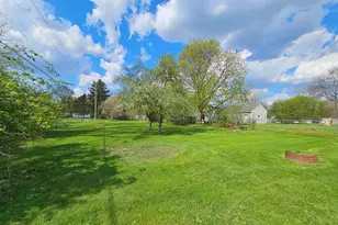 583 Shirley Dr, Jackson, MI 49202 - Photo 23