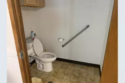 215 E Edgerton Street, Howard City, MI 49329 - Photo 17