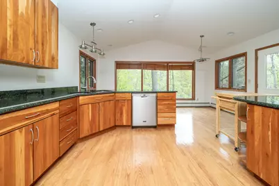 34150 Hunters Row, Farmington Hills, MI 48331 - Photo 15