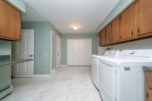 34150 Hunters Row, Farmington Hills, MI 48331 - Photo 25