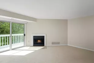 2201 S Huron Pkwy, Ann Arbor, MI 48104 - Photo 9
