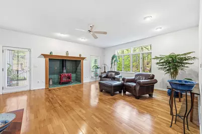 8933 W F Avenue, Kalamazoo, MI 49009 - Photo 9