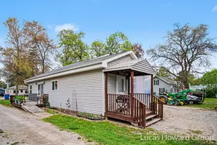 229 S Sherman St, Sheridan, MI 48884 - Photo 25