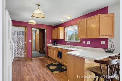 229 S Sherman Street, Sheridan, MI 48884 - Photo 5
