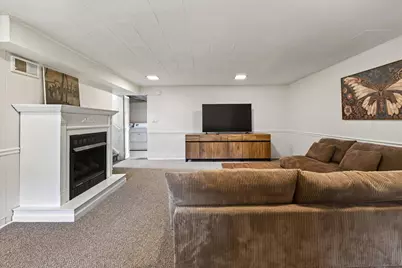 2767 Oakwood Lane, Saint Joseph, MI 49085 - Photo 11