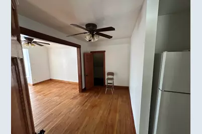 537 Winchester Avenue #Upper Unit, Saint Joseph, MI 49085 - Photo 3