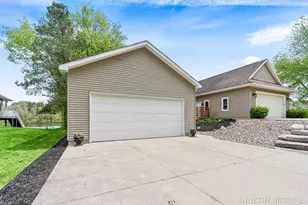 9760 Jade Dr, Allendale, MI 49401 - Photo 9