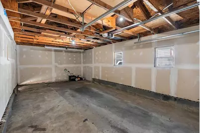 1012 Ireland Avenue, Muskegon, MI 49441 - Photo 33