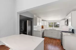 1012 Ireland Ave, Muskegon, MI 49441 - Photo 15