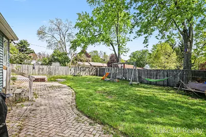1378 36th Street SE, Grand Rapids, MI 49508 - Photo 3