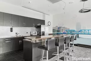 335 Bridge St NW, Grand Rapids, MI 49504 - Photo 37