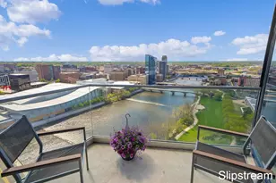 335 Bridge St NW, Grand Rapids, MI 49504 - Photo 9