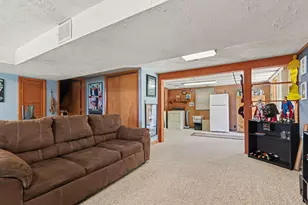 69193 Center St, Paw Paw, MI 49079 - Photo 21