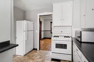 1219 Ball Ave NE, Grand Rapids, MI 49505 - Photo 11