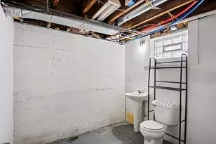 1219 Ball Ave NE, Grand Rapids, MI 49505 - Photo 17