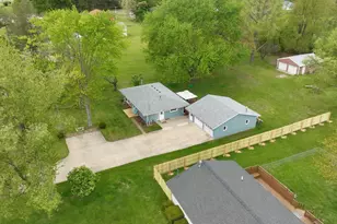 5030 E Berry Rd, Pleasant Lake, MI 49272 - Photo 55