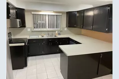 33455 Elgin Court, Sterling Heights, MI 48310 - Photo 5